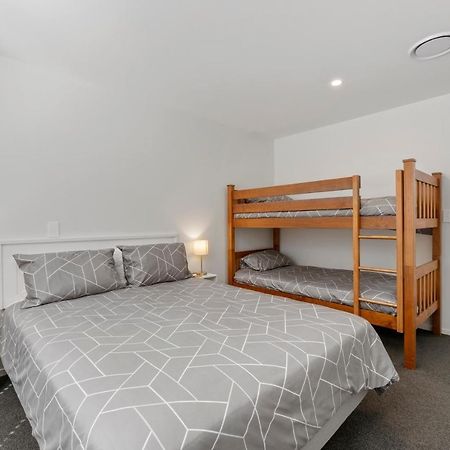 Lakeview Terrace - Taupo Holiday Home 外观 照片