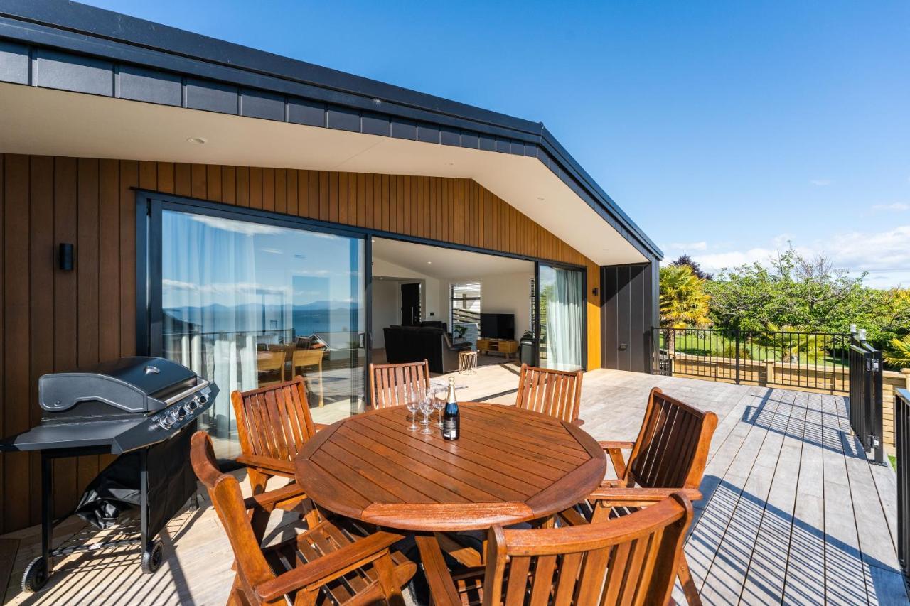 Lakeview Terrace - Taupo Holiday Home 外观 照片